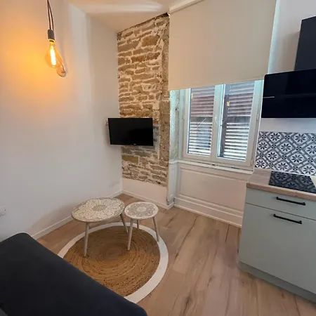 L'Appartement Lumiere Bourg-en-Bresse Extérieur photo